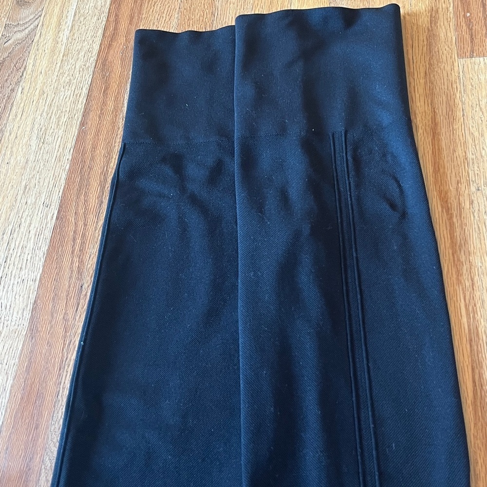 SPANX Black Ribbed Leggings - Picture 3 of 4